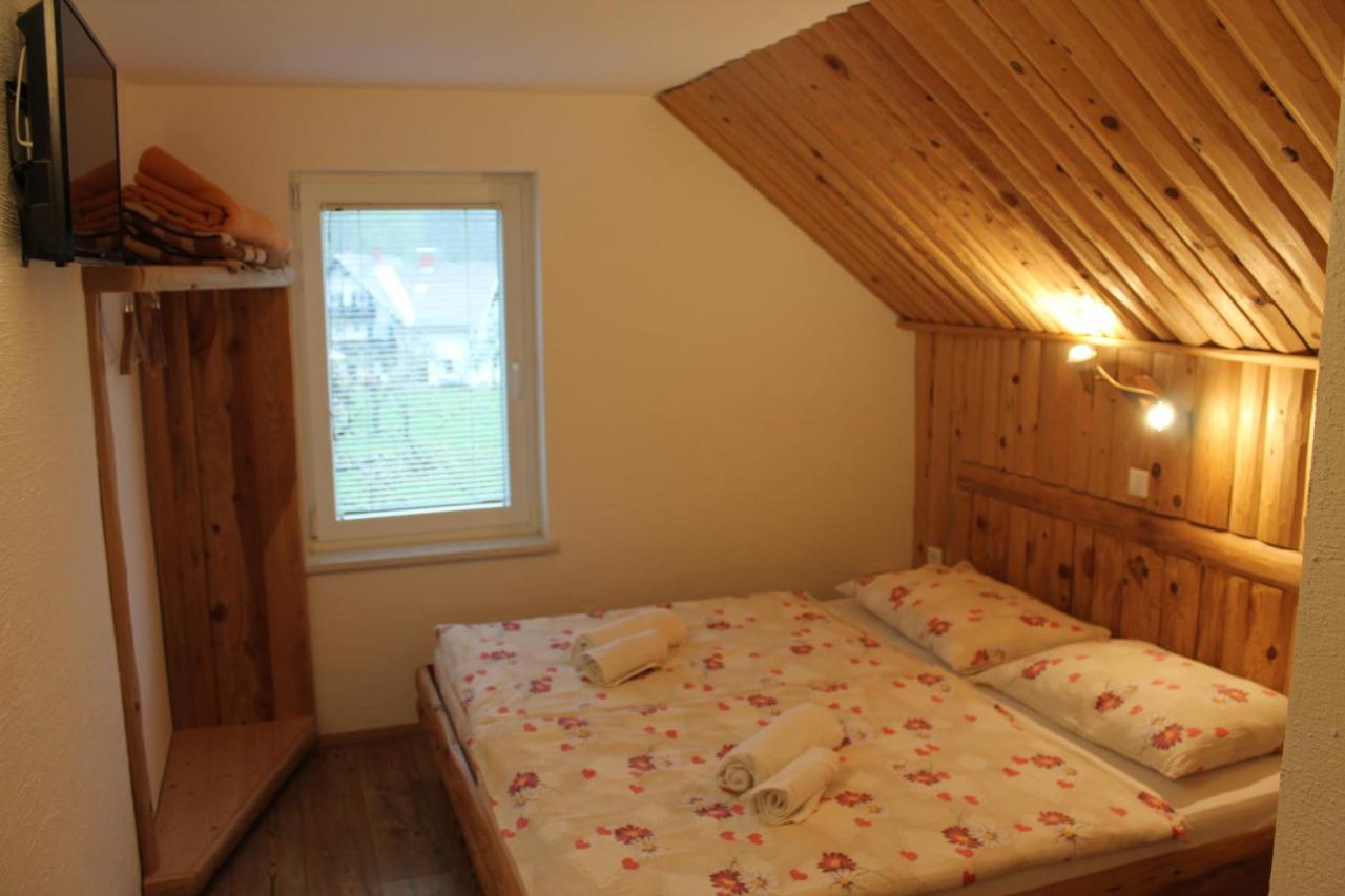 Apartments And Rooms Cerkovnik Bohinj Eksteriør billede